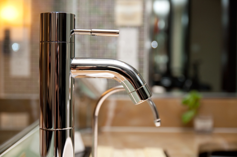 Sink Leaking Holloway